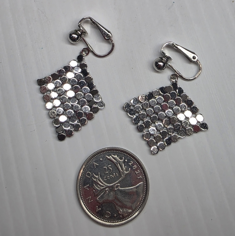 Elegant Silver toned Cluster dangle clip on 60s 70s disco Earrings - Picture 9 of 9